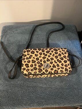 Vera Bradley Quilted Cotton Turnlock Crossbody Bag Leopard Print NWOT Never Used